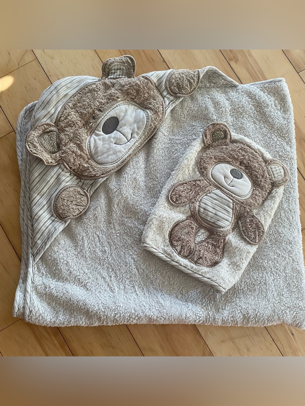 🐻 Baby Bear Hooded Towel & Washcloth Set